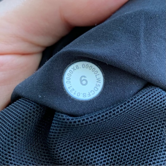 Lululemon Keep Moving Pant High Rise Tapered Jogger Black Trouser Size 6 - Picture 7 of 8